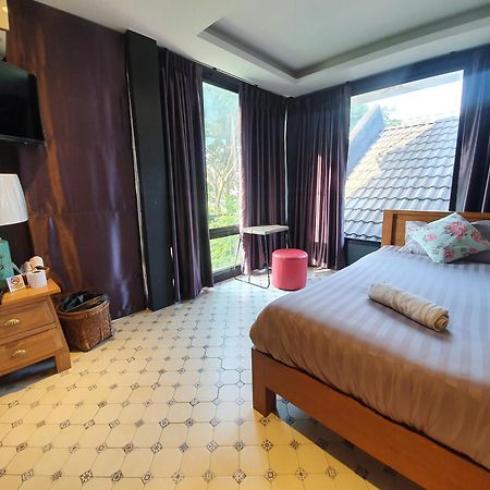 Baan Wualamphong บ้านวัวลำพอง Bangkok Camera foto