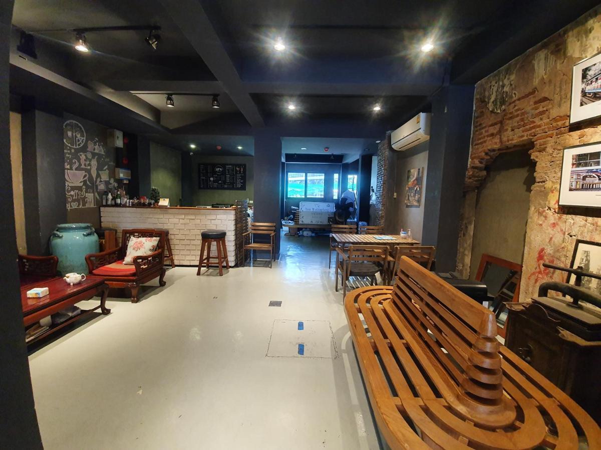 Baan Wualamphong บ้านวัวลำพอง Bangkok Esterno foto